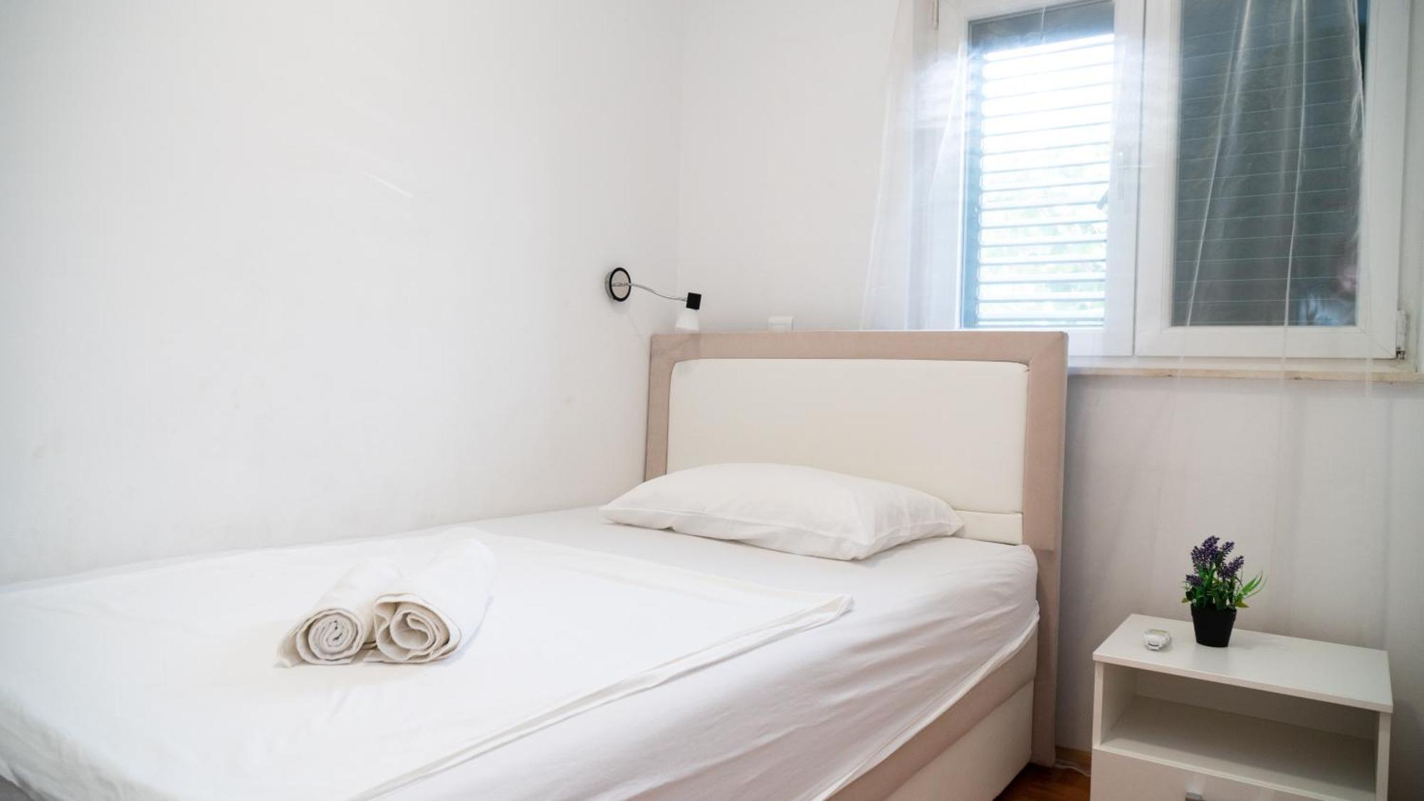 Calma Apartments Trogir Exterior foto